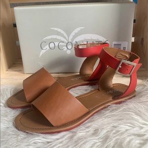 Coconuts sandals